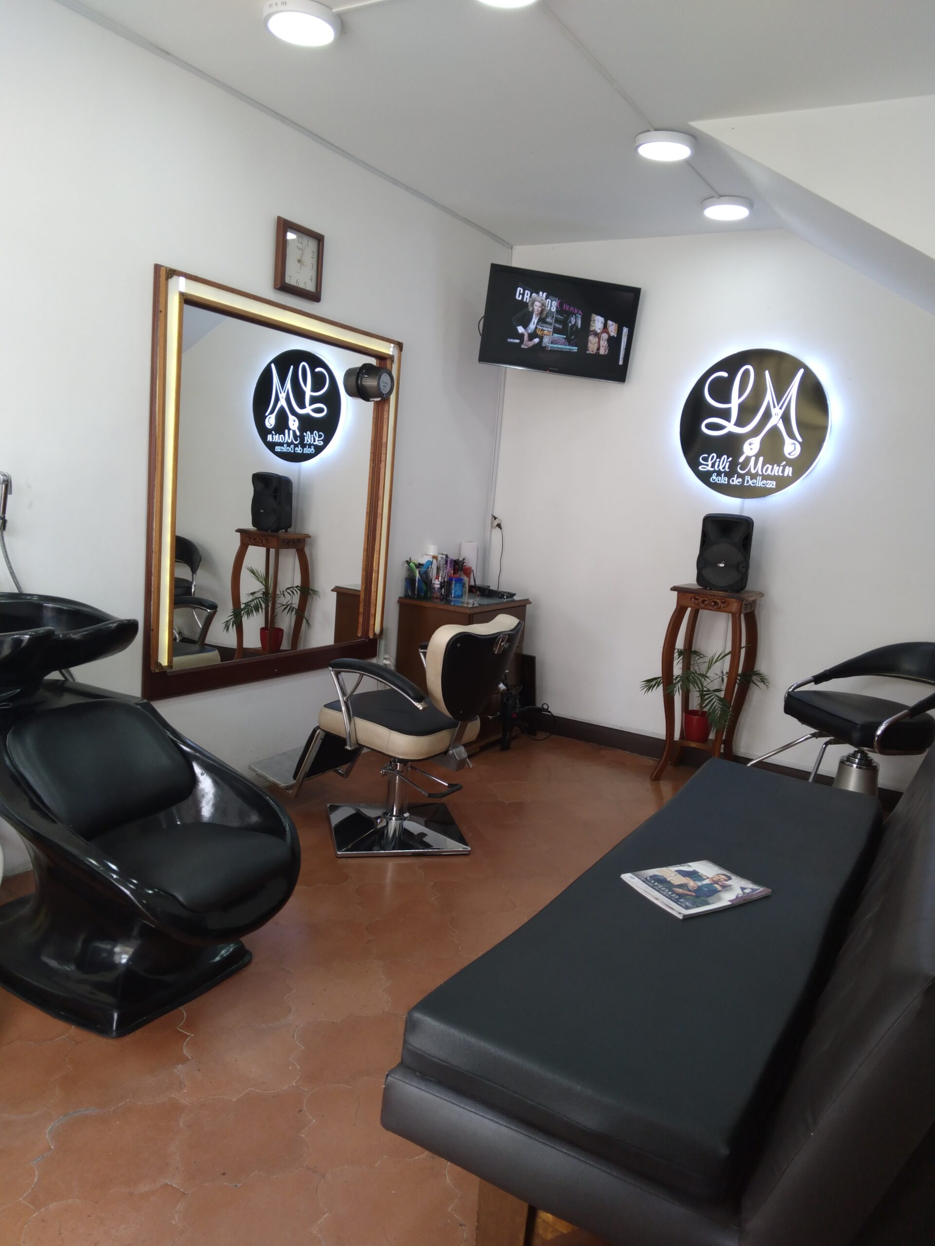 Lílí Marín Sala de Belleza