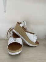 Chanclas plataforma blancas - Imagen 2