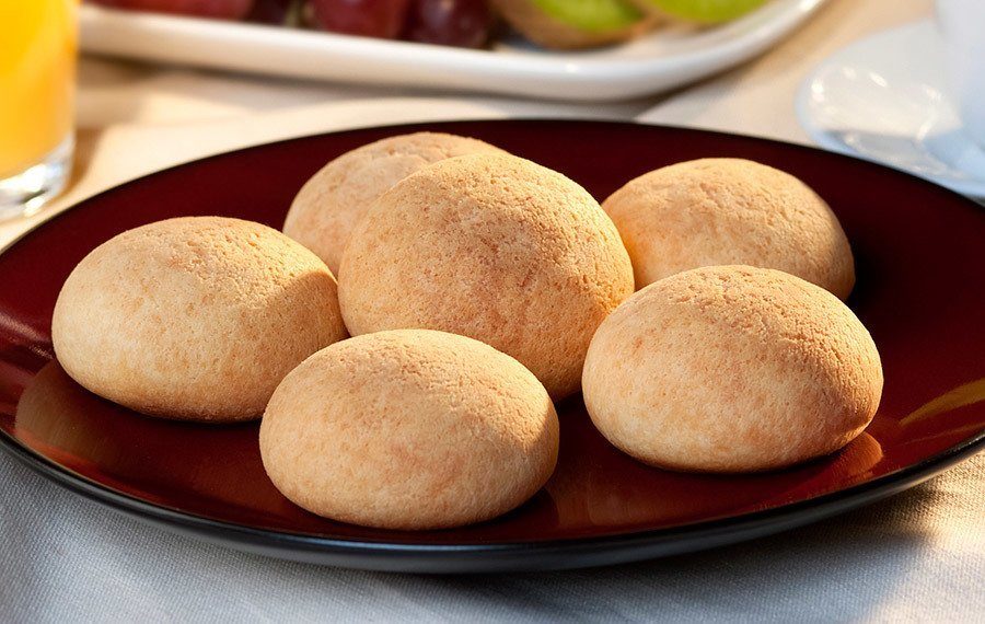 900X570_Pandebono-Columbian-Cheese-Bread-900x570 Pandebonos Arepa x3 - Imagen 1