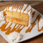 Porción Torta Naranja con semillas de amapola